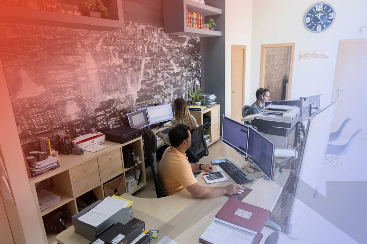 Oficina de atención del administrador de fincas en San Fernando (Cádiz) Sánchez & Carballo